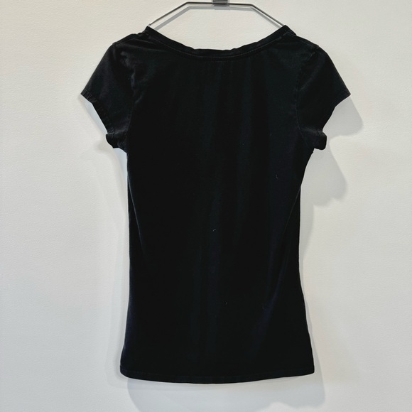 🛍️4 for 20$ / Guess V Neck Short Sleeve Tee / Black / M - Picture 6 of 9